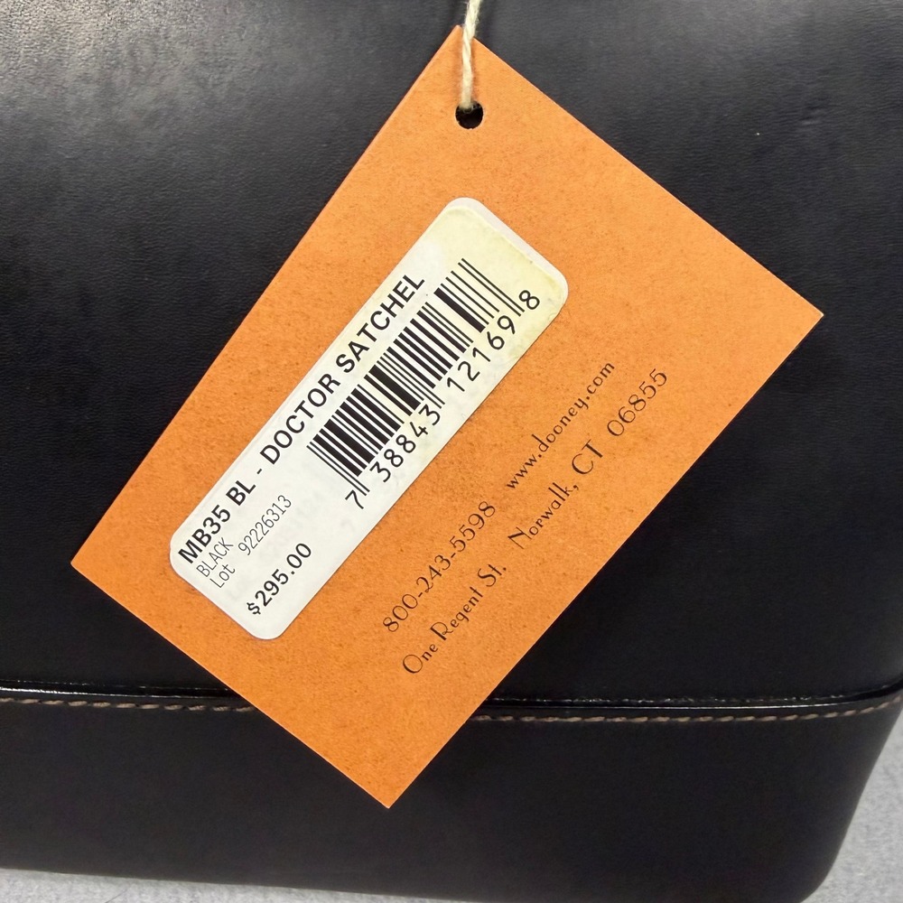 Dooney & Bourke Alto Black Leather Doctor Satchel Bag MB35 BL Made in Italy - Picture 4 of 10